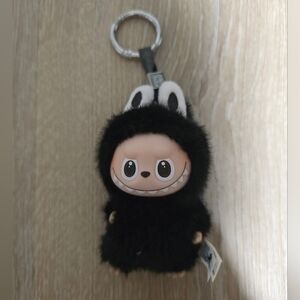 Pin For Love Labubu Letter R Black